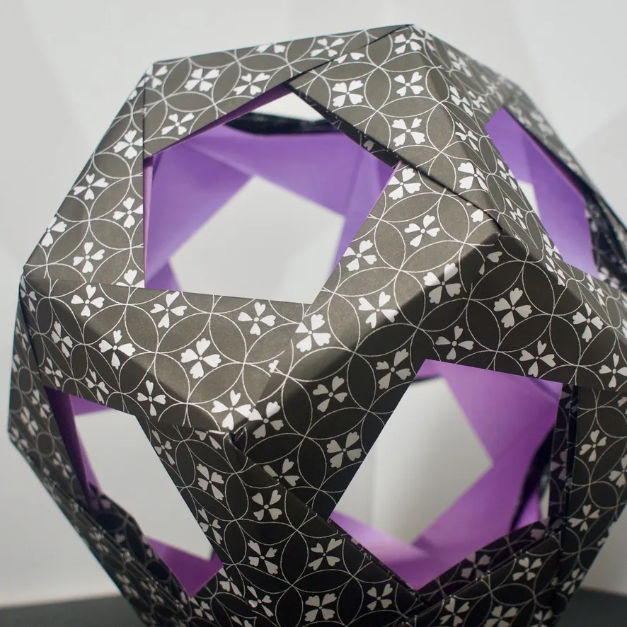 The fully assembled dodecahedral skeleton.